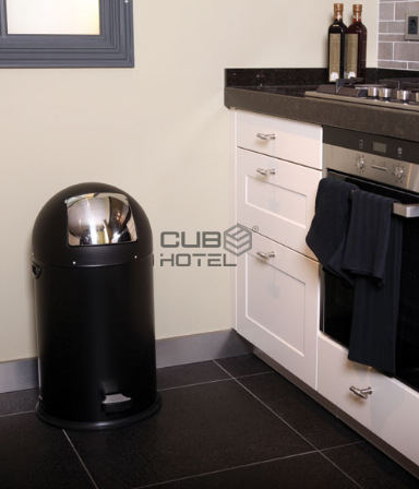 Balde Com Pedal Preto 33L Kickcan 